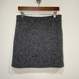 Banana Republic Black & White Tweed Mini Skirt Size 4